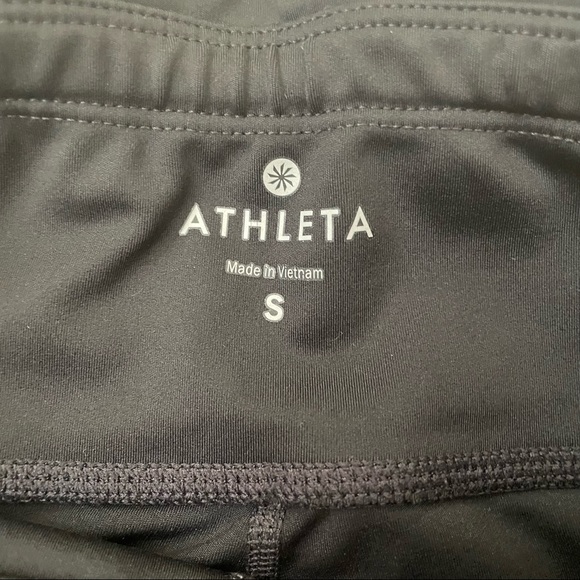 Athleta Crop Leggings Womens Small Black Mesh Panels Capri Yoga Pants - Picture 4 of 11